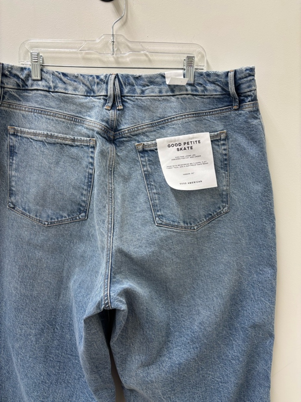 NWT Good American Plus Good Petite Skate Jeans in Indigo756 - Picture 6 of 6